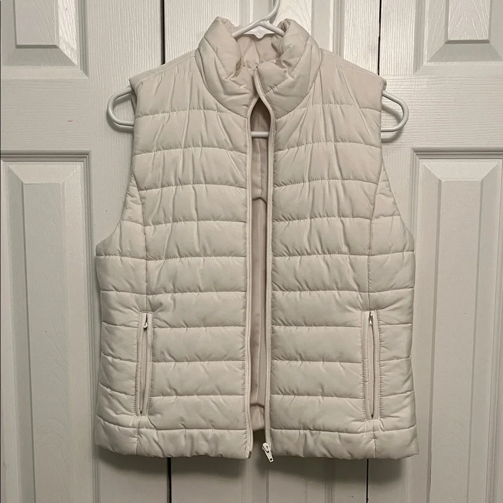 Loft White Quilted Puffer Vest medium - Picture 1 of 4